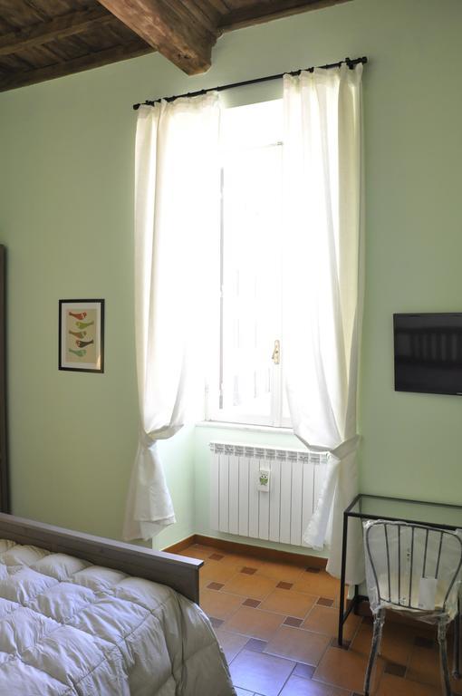 La Darsena B&B Чивітавекк'я Номер фото